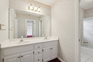 Chesterfield Way-S3008-038.jpg