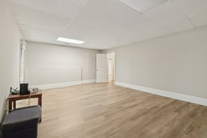 Chesterfield Way-S3008-047.jpg