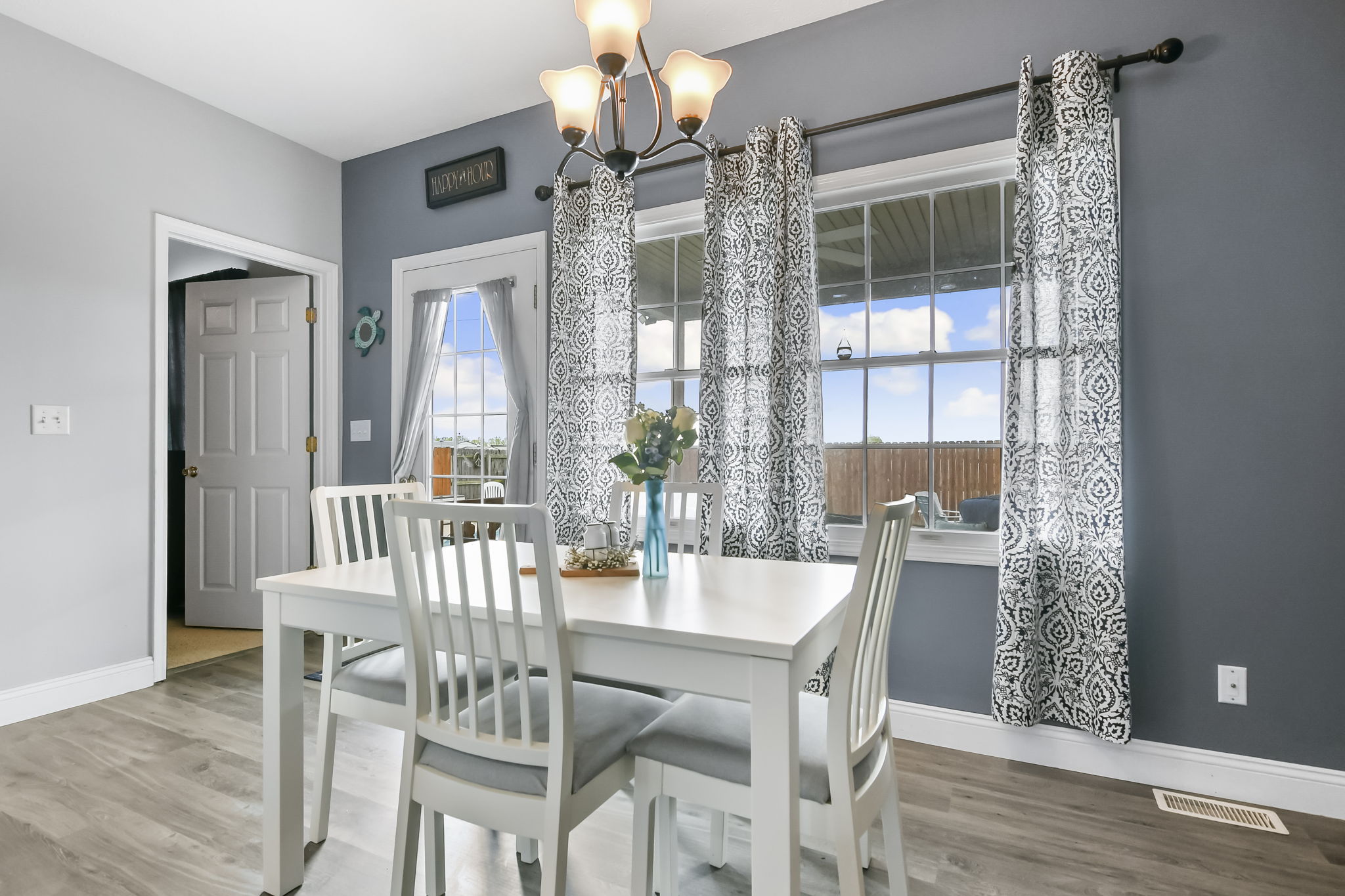 Breakfast Nook