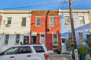 N Howard St-001.jpg