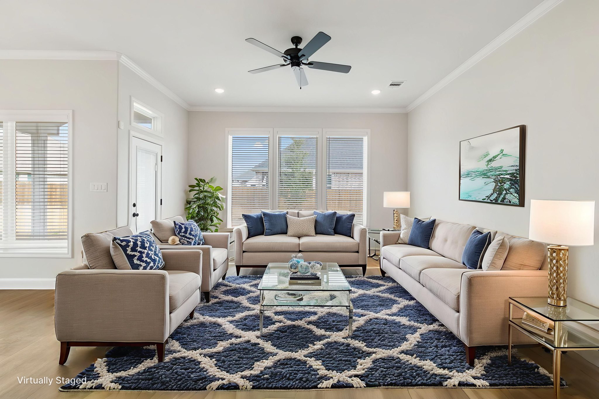 2N9A0184 virtually staged.jpeg