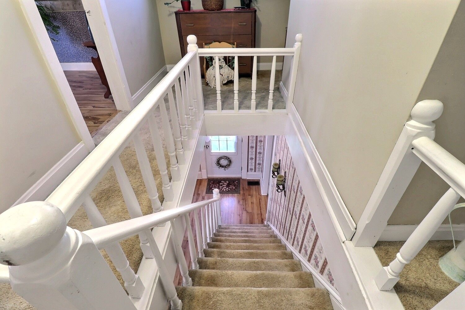  Photo 46