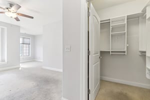 N University Dr 208-S1110-024.jpg