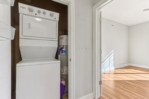 N University Dr 208-S1110-028.jpg