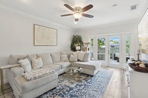 W Gandy Blvd C-2305-007.jpg