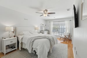 W Gandy Blvd C-2305-018.jpg
