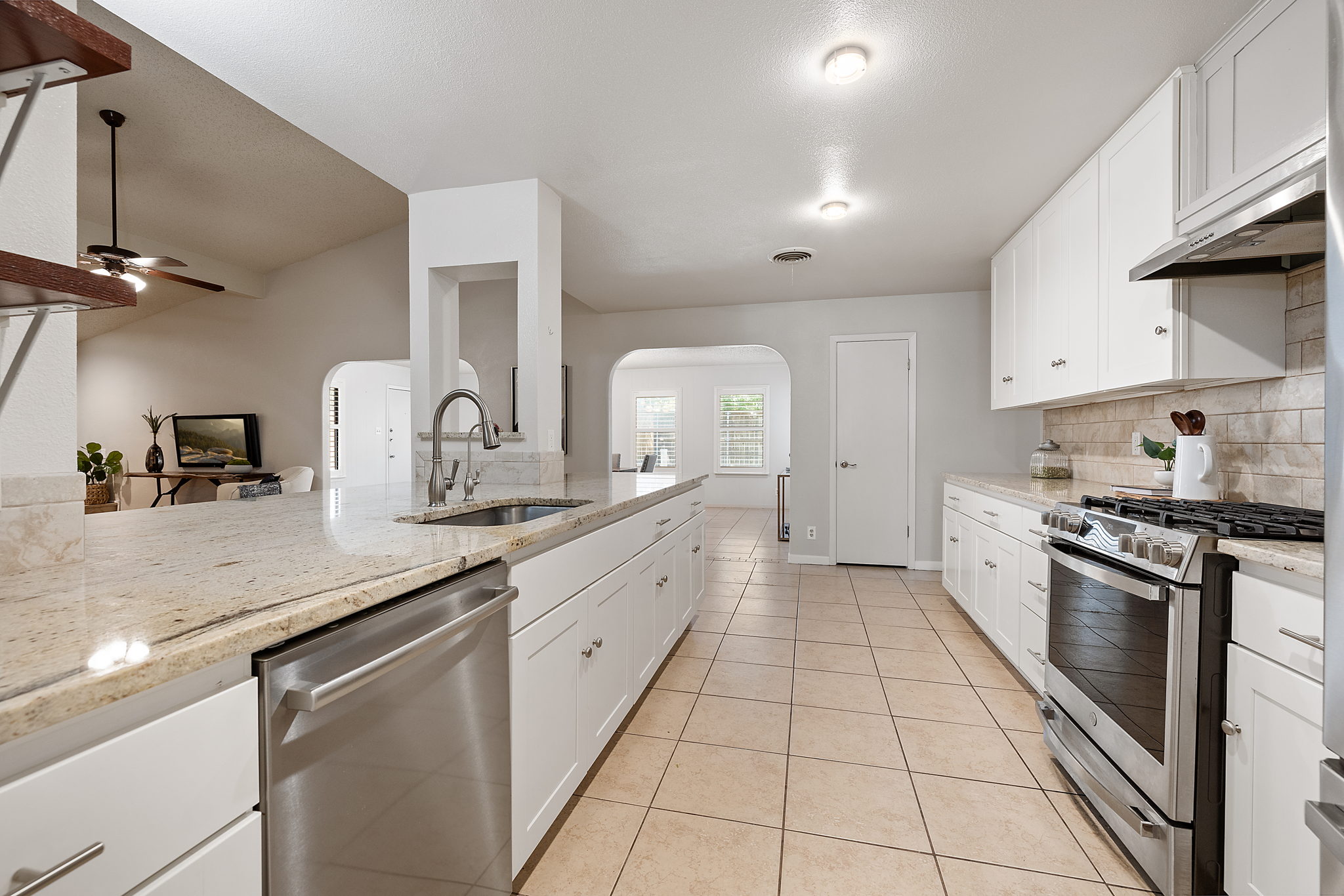 2915 Gabriel View Dr, Georgetown, TX 78628, USA Photo 16