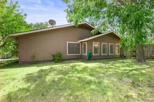 2915 Gabriel View Dr, Georgetown, TX 78628, USA Photo 31