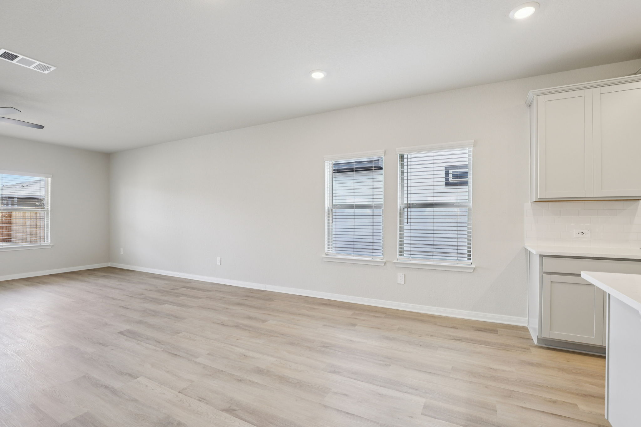 San Antonio - Catalina-2915 Junction Bay Converse TX 78109-005