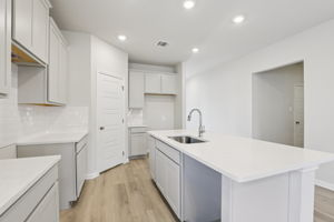 San Antonio - Catalina-2915 Junction Bay Converse TX 78109-013