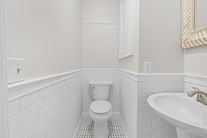  Photo 45