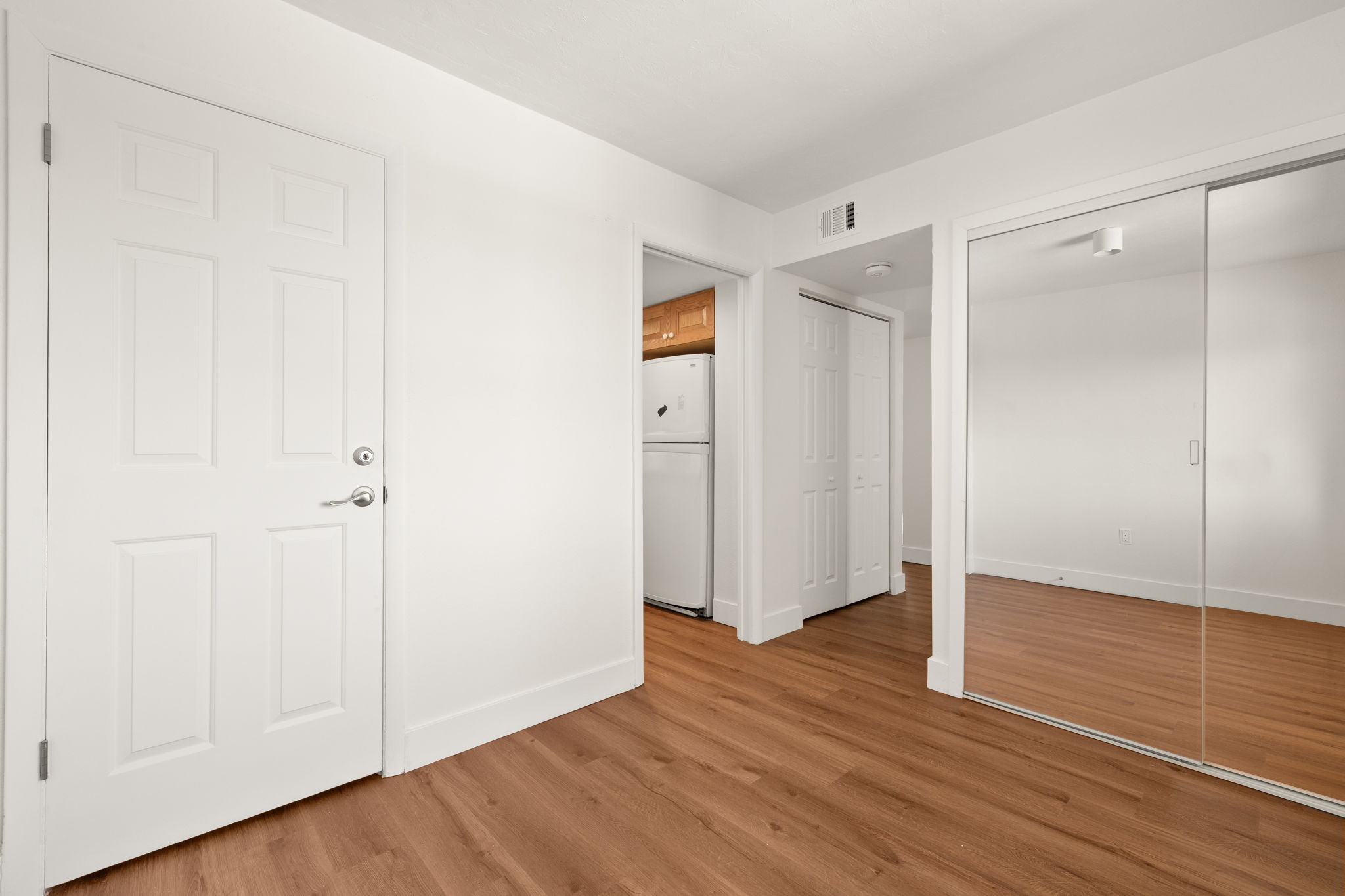 Guest Bedroom 3 - 2 of 2