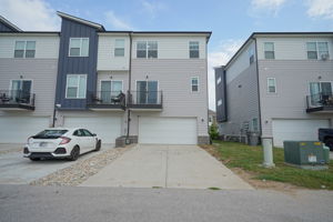  Photo 40