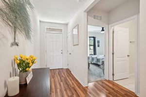 Canary Ln-005.jpg