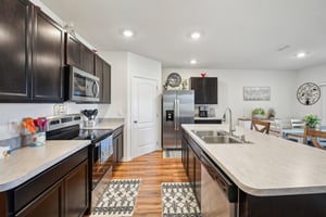 Canary Ln-017.jpg