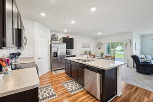 Canary Ln-021.jpg