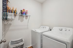 Canary Ln-030.jpg