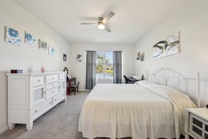 Canary Ln-032.jpg
