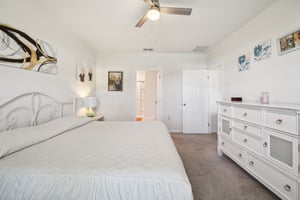 Canary Ln-034.jpg