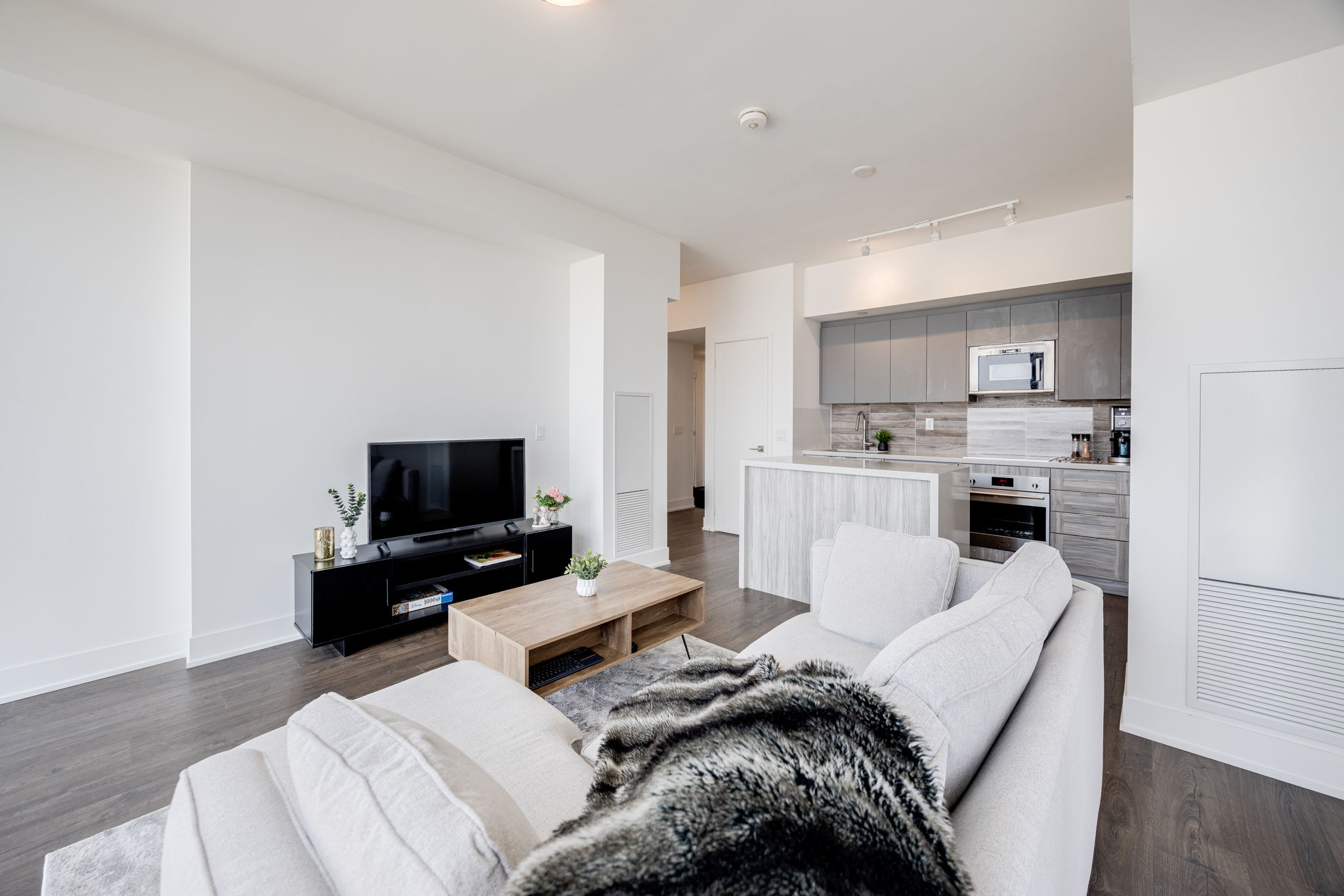 Vaughan property showcase — delivered property photograph 6