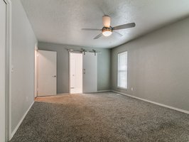  Photo 36
