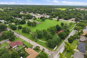  Photo 40