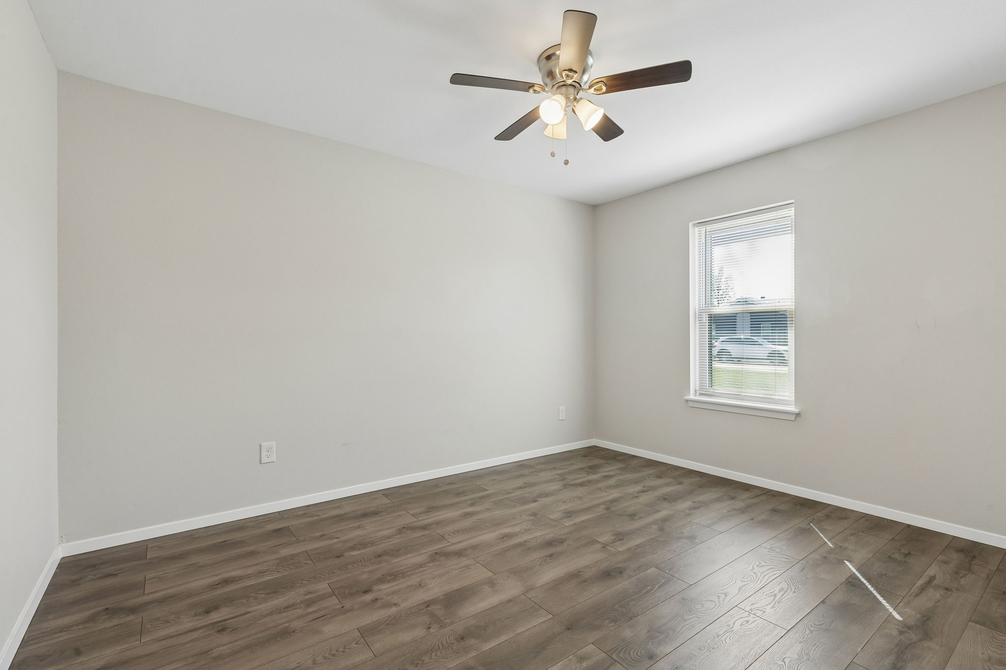 Home Office or Bedroom