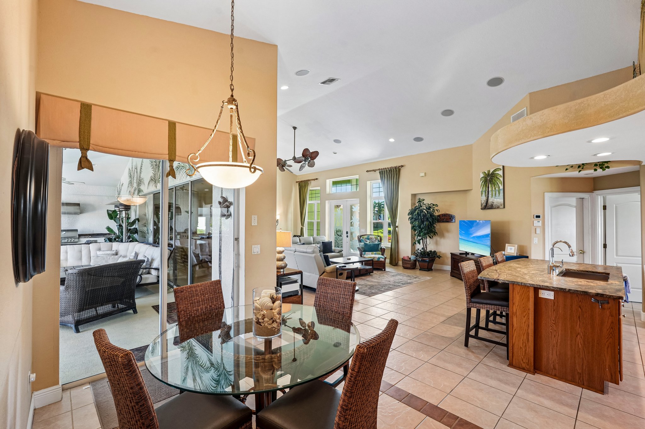 SW 26th St-S1610-014.jpg