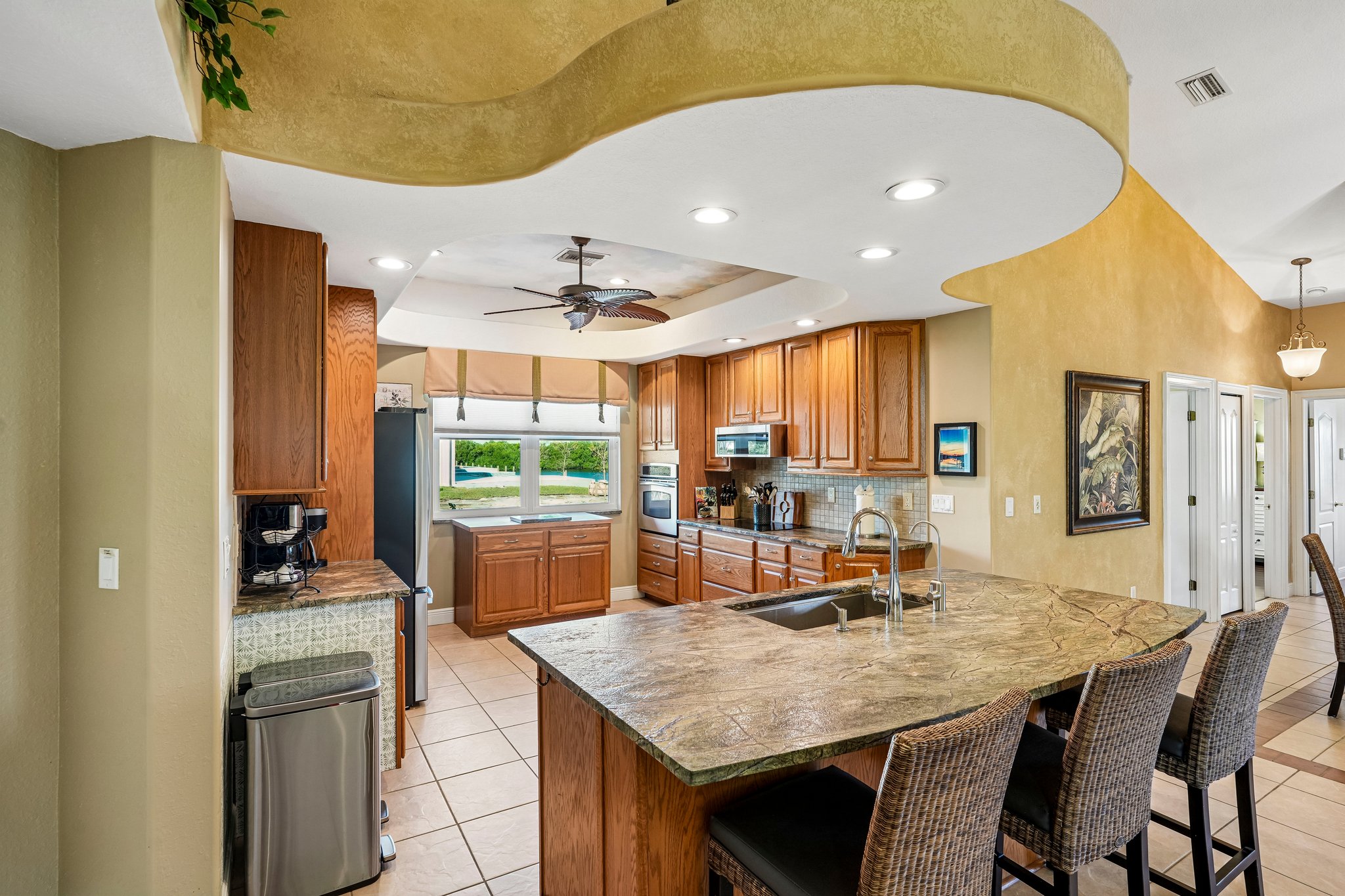 SW 26th St-S1610-015.jpg