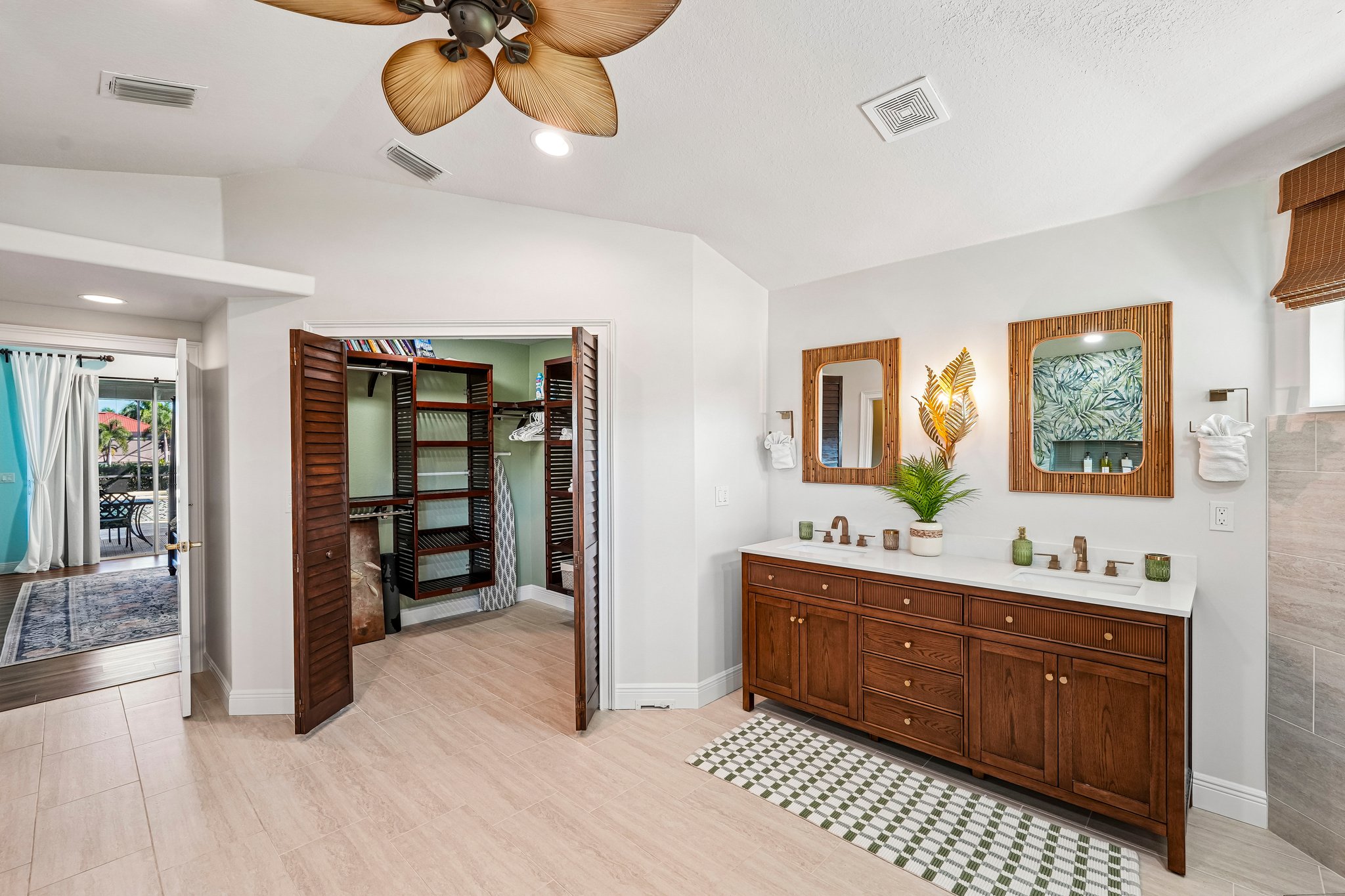 SW 26th St-S1610-036.jpg