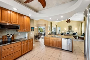SW 26th St-S1610-019.jpg
