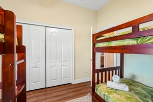 SW 26th St-S1610-022.jpg