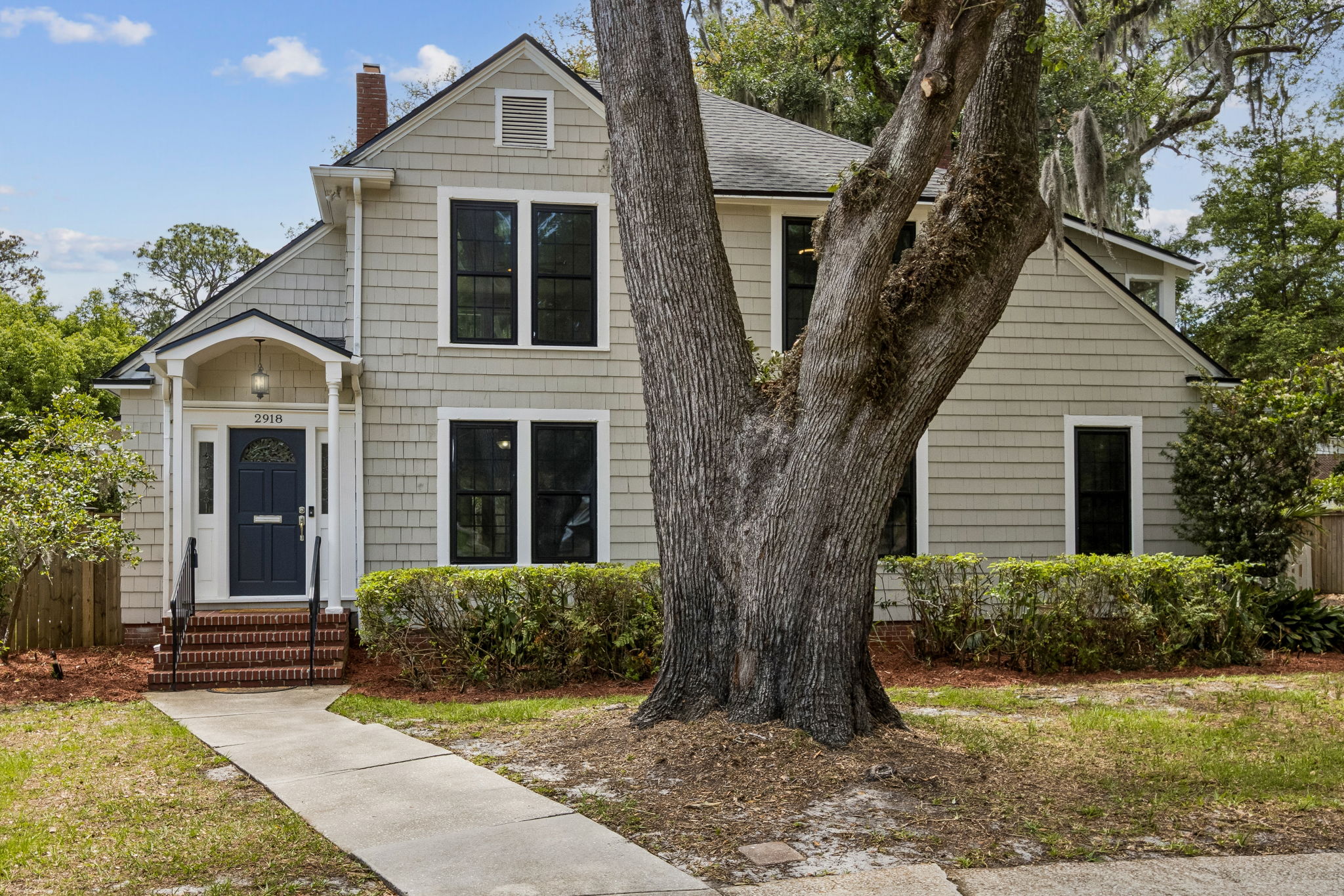 Welcome to 2918 Yale Ave