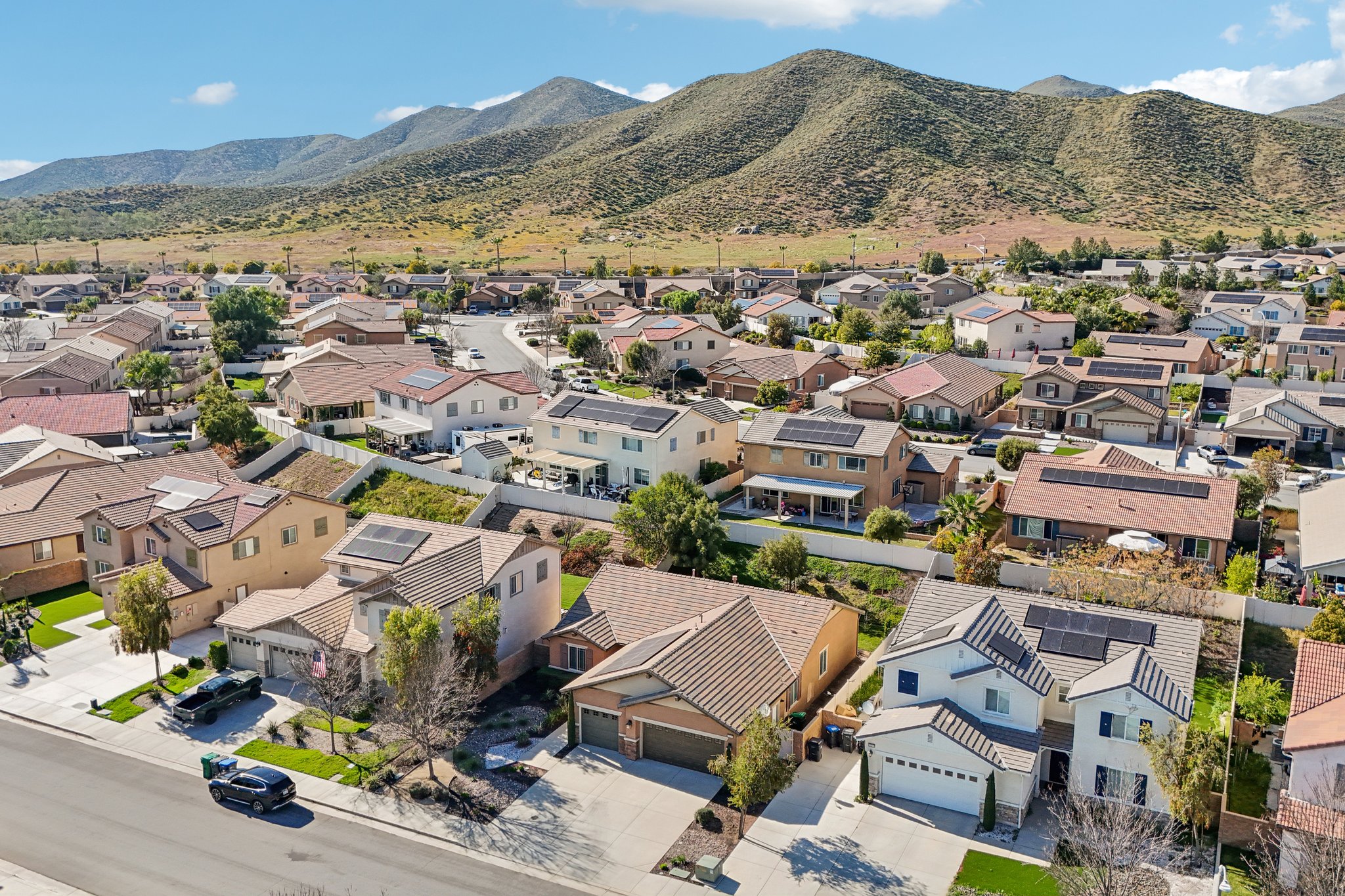 Abelia Glen St-S1203-047.jpg