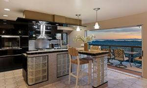 05-Kitchen (twilight)