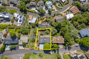 05-2919 Kenmore Pl (Aerial View)