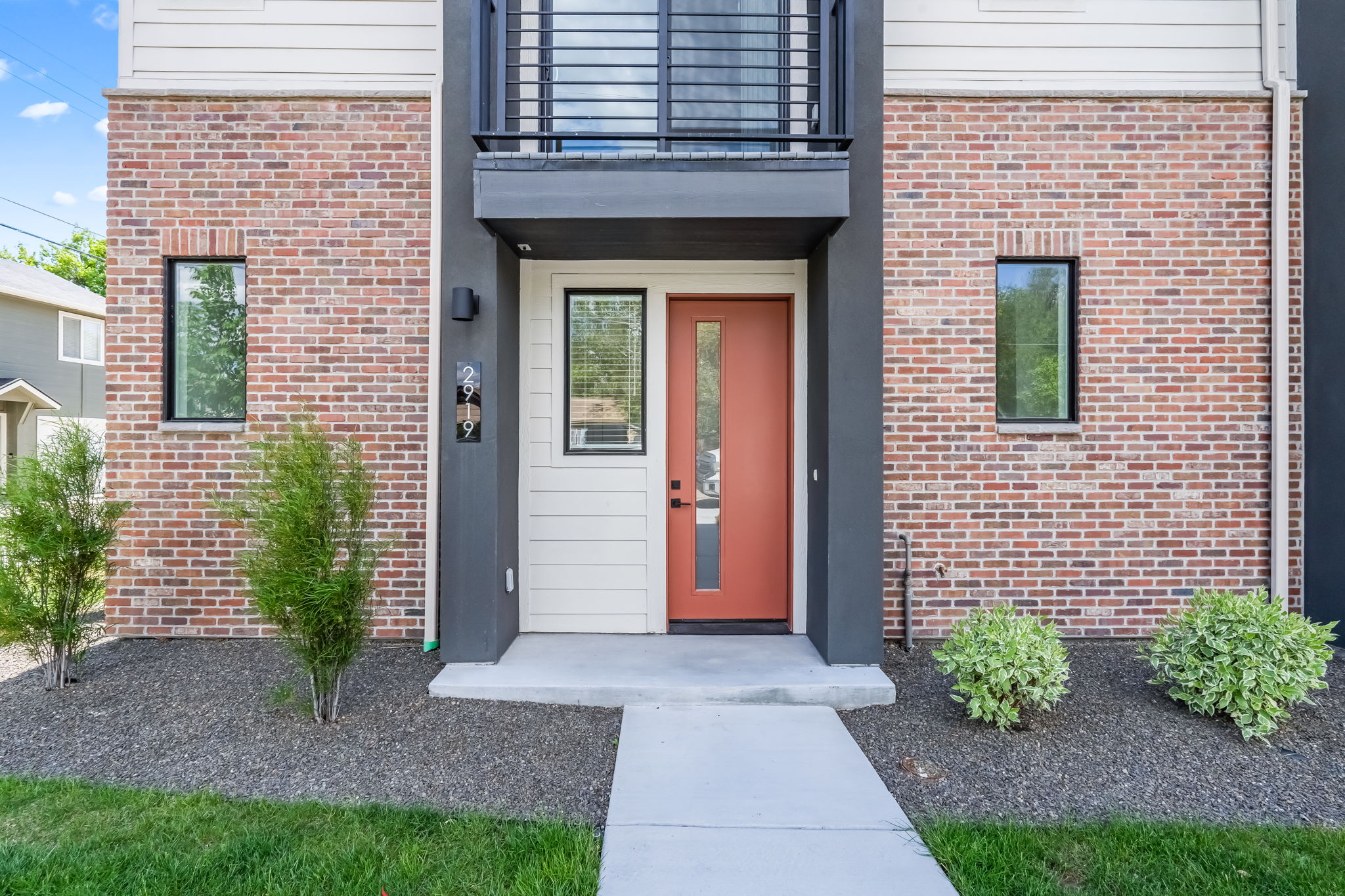 Front Entry Detail