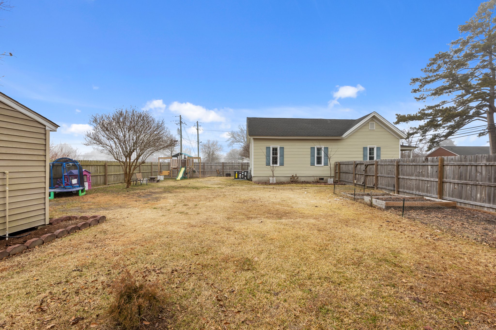 292 Main St, Winterville, NC 28590, USA Photo 17