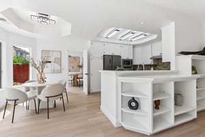 Silverlake Ct-S2207-030.jpg