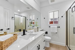 Silverlake Ct-S2207-039.jpg