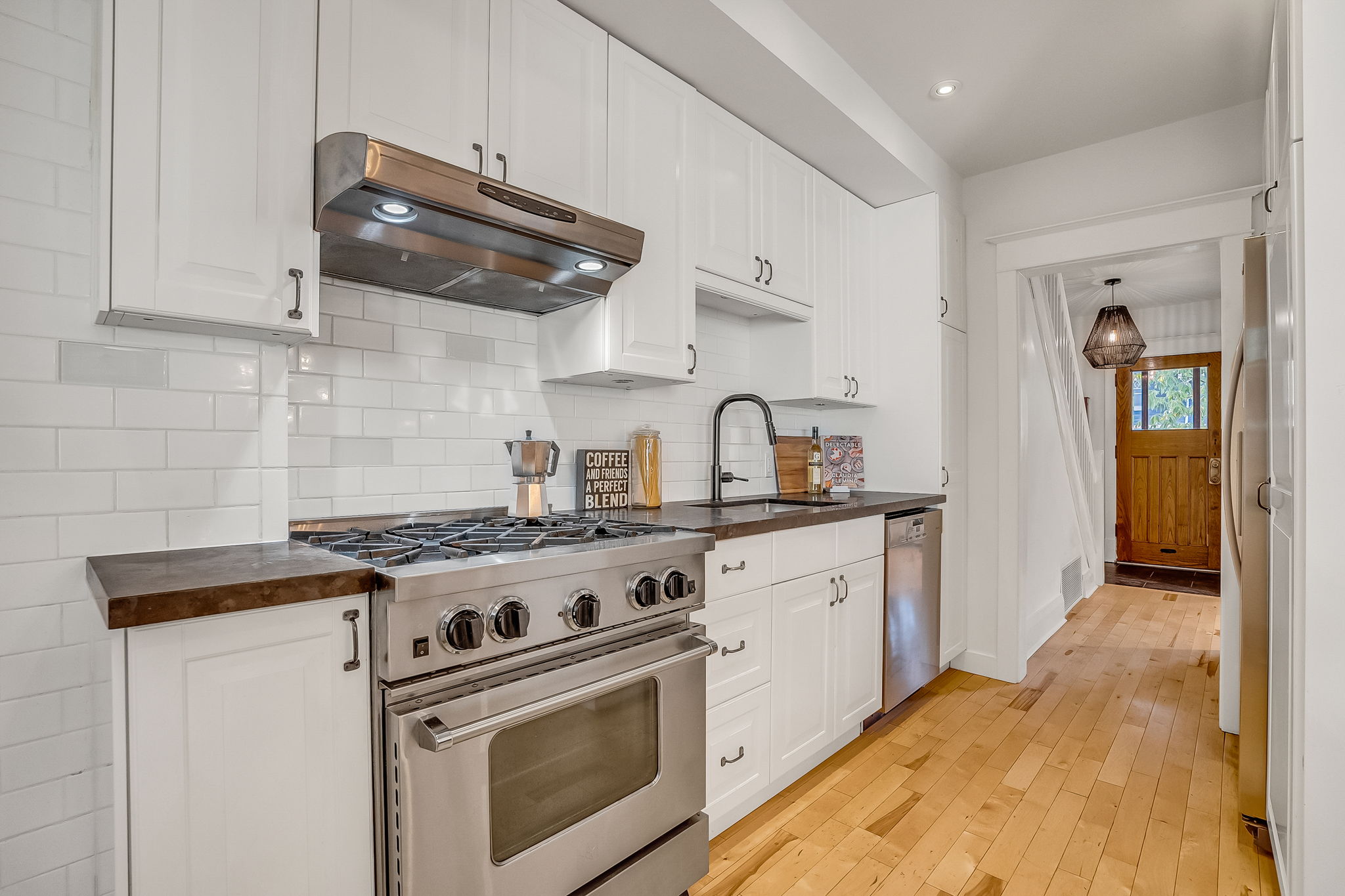 17-kitchen2