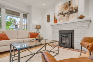12-living room5