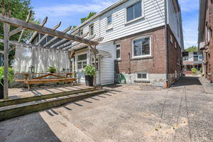 47-backyard3