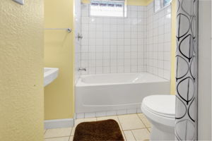  Photo 24