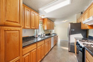 Kitchen (1)