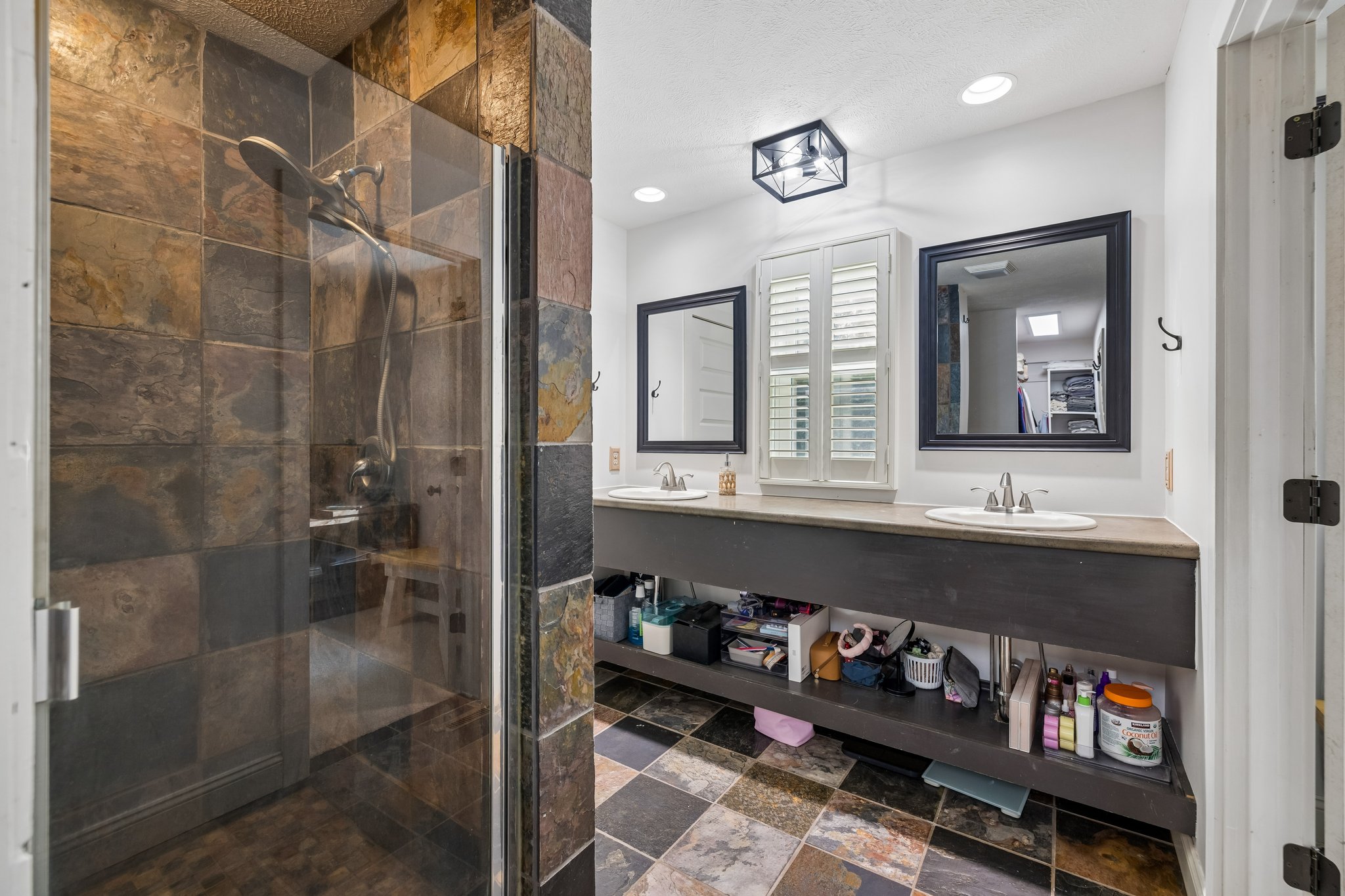 29201 S Golden Pond Rd_018.jpg