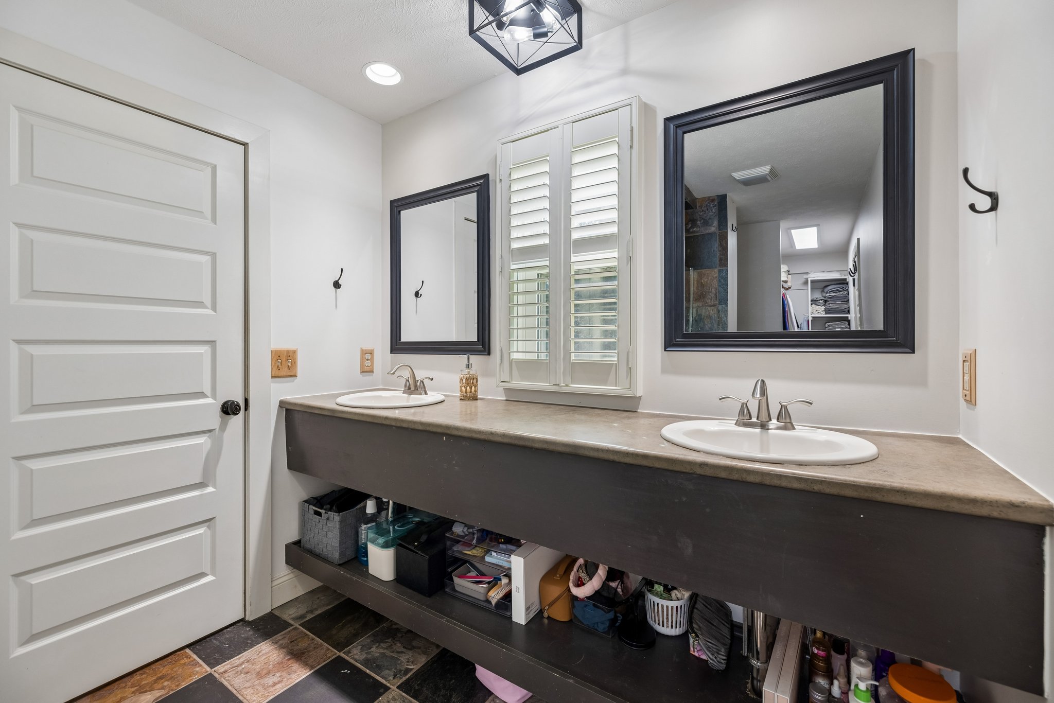 29201 S Golden Pond Rd_019.jpg