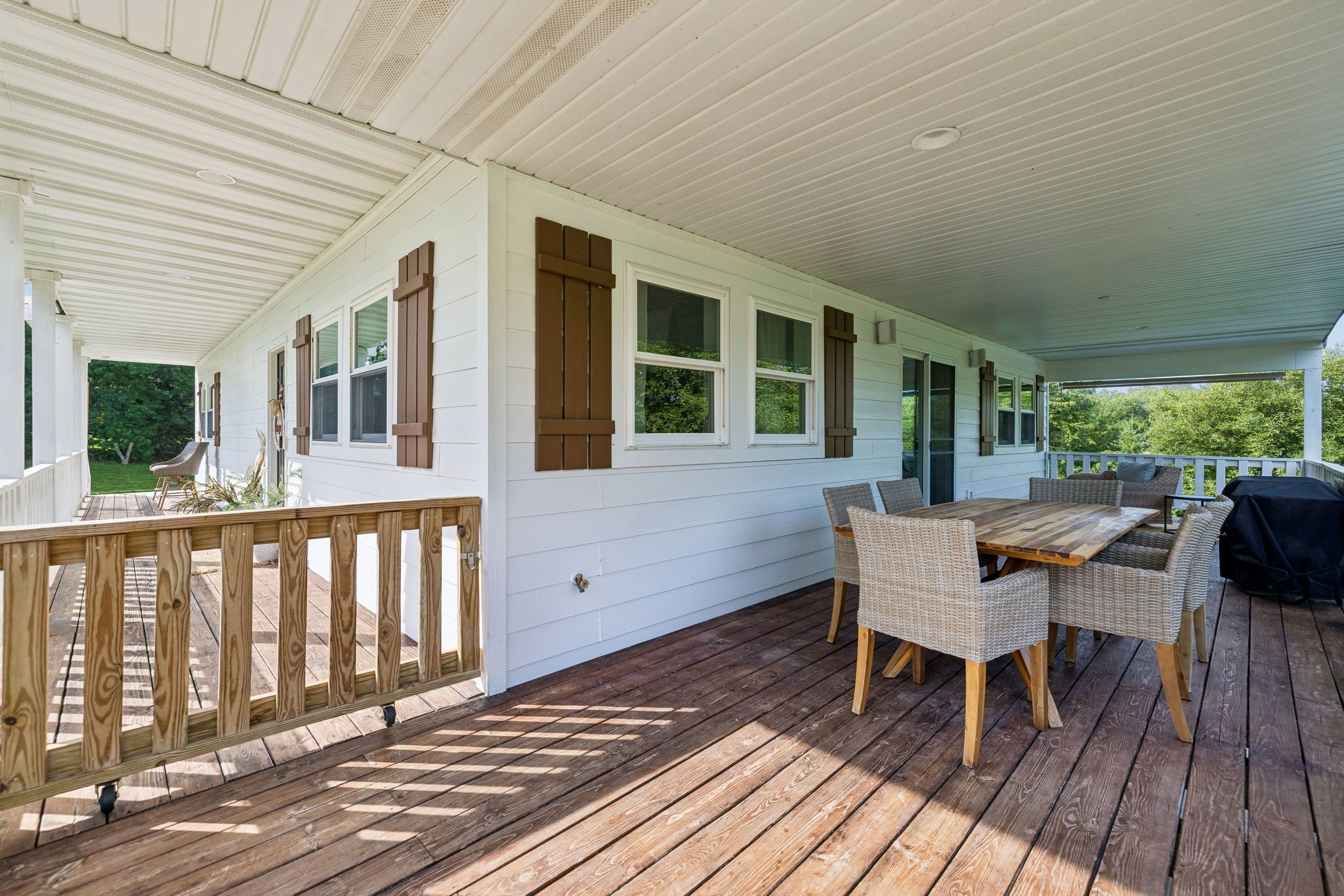 29201 S Golden Pond Rd_048.jpg