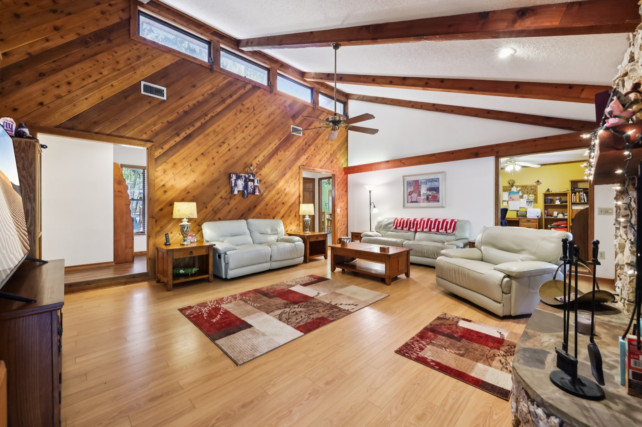 Old Ml-S2002-010.jpg