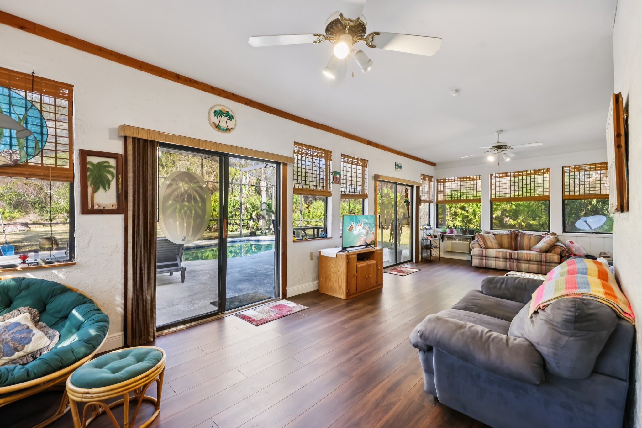 Old Ml-S2002-020.jpg